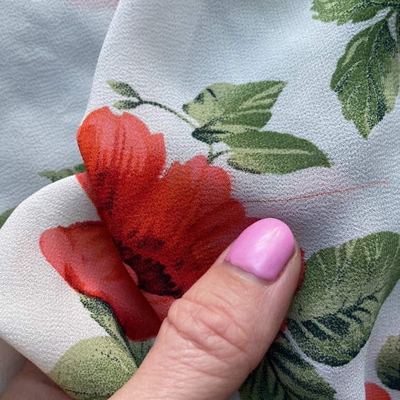 DNA couture women’s size small sheer floral blouse - Picture 7 of 8